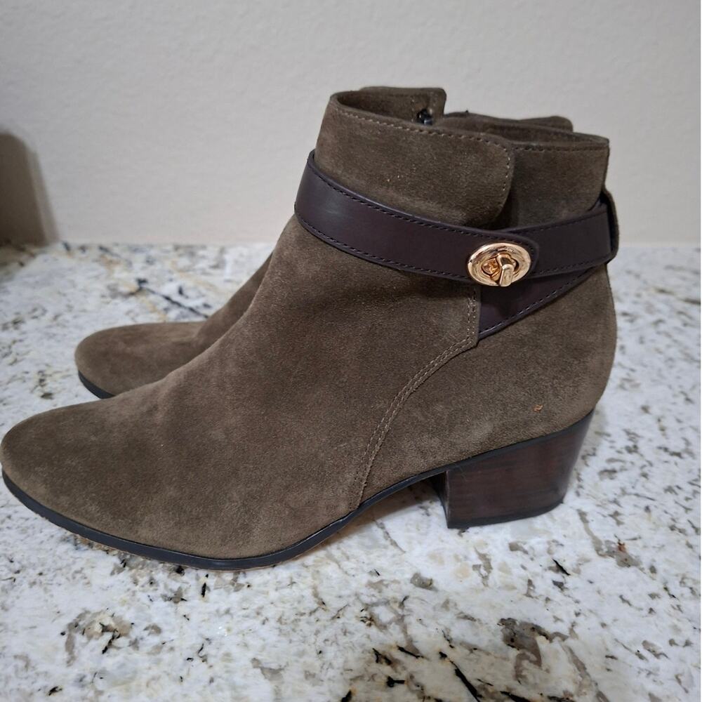 Coach Patricia Suede 2" Heel Leather Zip Up Booties Sz 8
